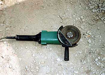 Grinder, hand-held (electric)